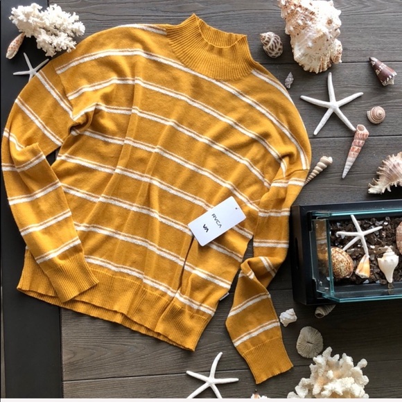 🌴🌼RVCA- ARMED SWEATER🌼🌴 - Picture 2 of 10